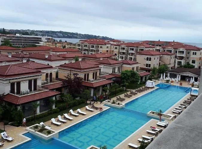 Apartment в намиращ се на прекрасният плаж каваци *